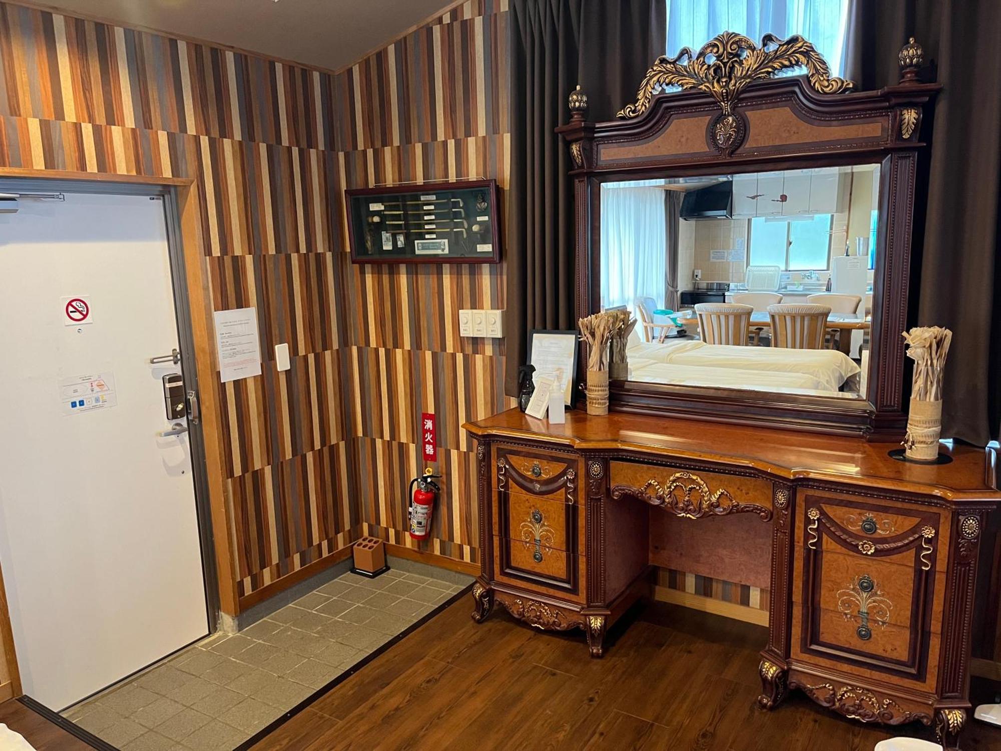 ヴィラロムオキナワファミリーデラックス Okinawa Exterior foto